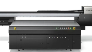 ®ROLAND UV FLATBED